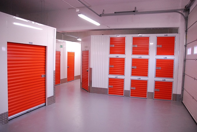 Business of self storage facilities